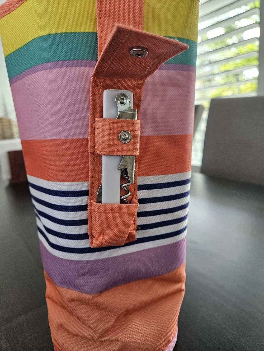 Insulated Wine Bag w/ Wine Opener